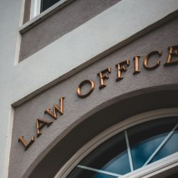 erik-mclean-24ZOFLNY4hA-unsplash